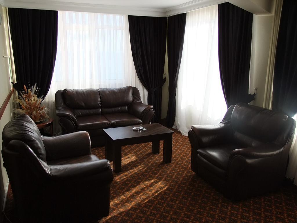 Grand Gold Hotel Бююкчекмедже Экстерьер фото