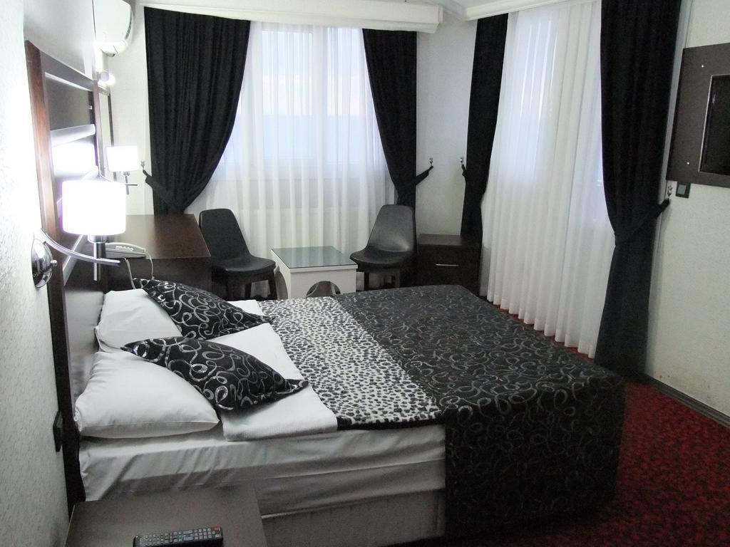Grand Gold Hotel Бююкчекмедже Экстерьер фото