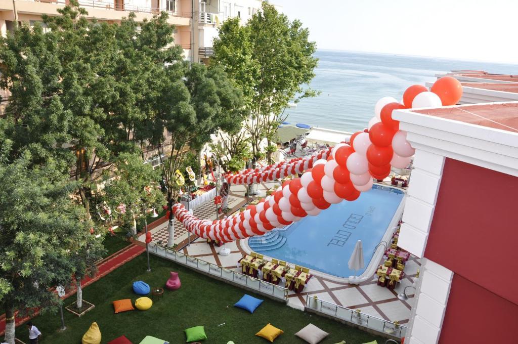 Grand Gold Hotel Бююкчекмедже Экстерьер фото