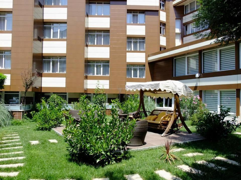 Grand Gold Hotel Бююкчекмедже Экстерьер фото