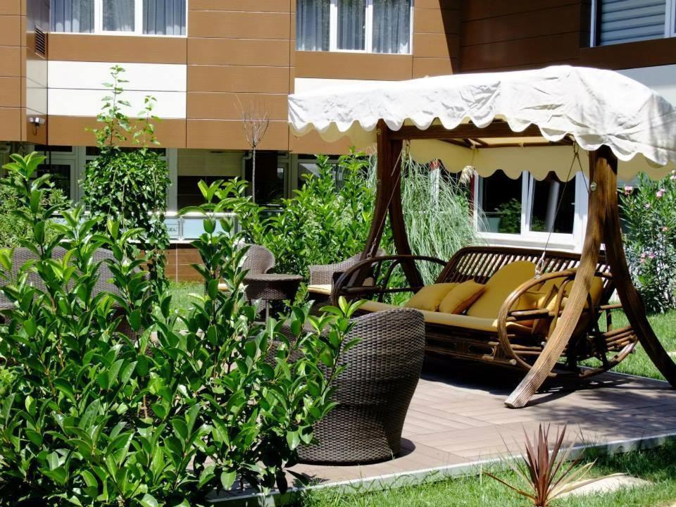 Grand Gold Hotel Бююкчекмедже Экстерьер фото
