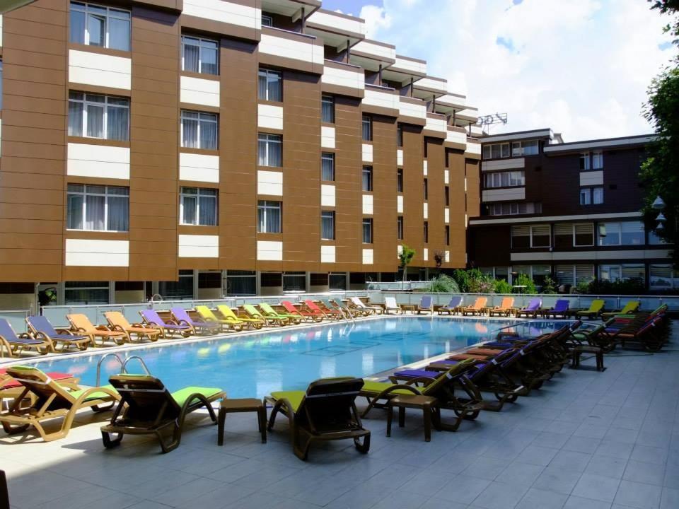 Grand Gold Hotel Бююкчекмедже Экстерьер фото